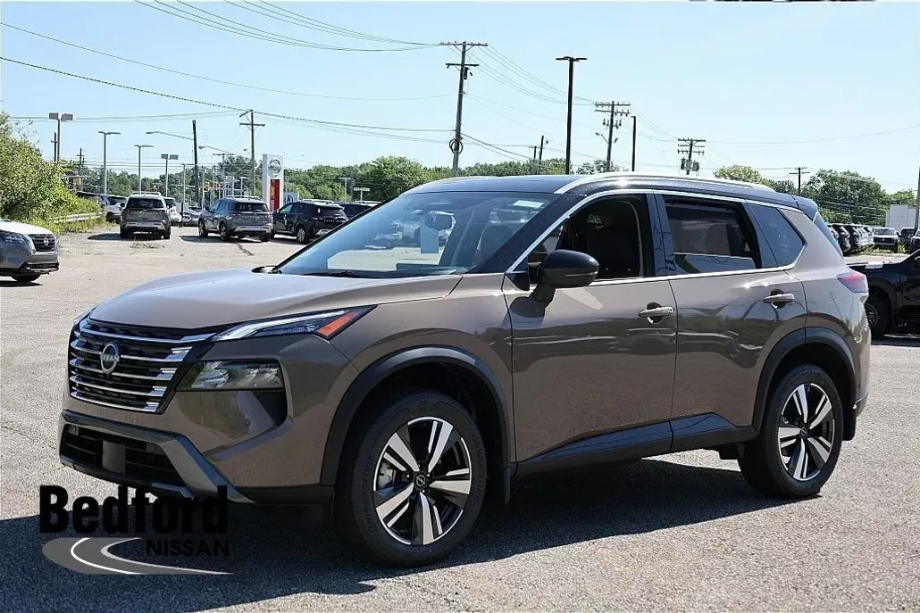 2025 Nissan Rogue SL photo 1