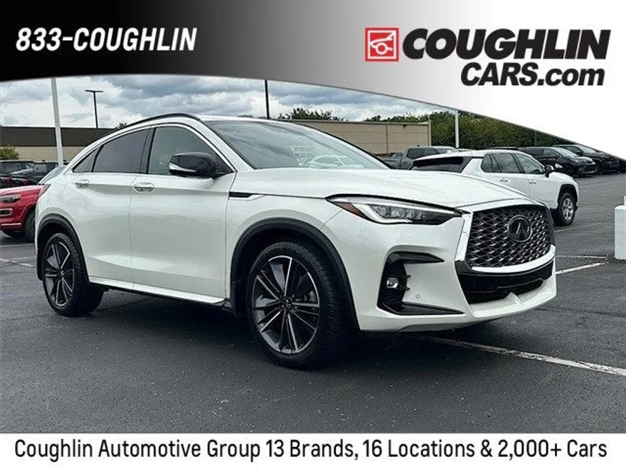 2023 Infiniti QX55 Essential photo 1
