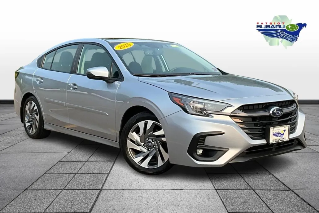 2025 Subaru Legacy Limited photo 1