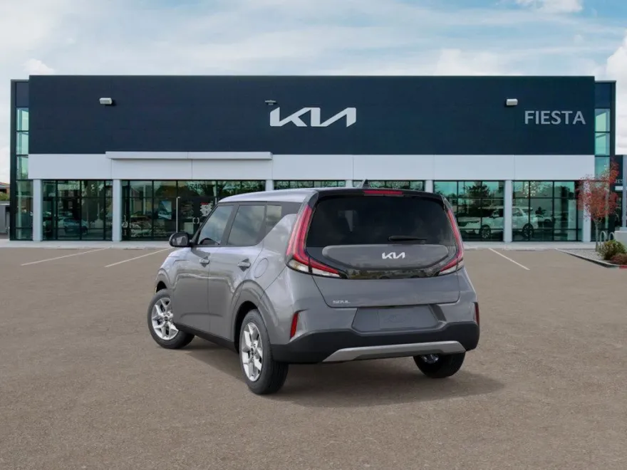 2025 Kia Soul S photo 1
