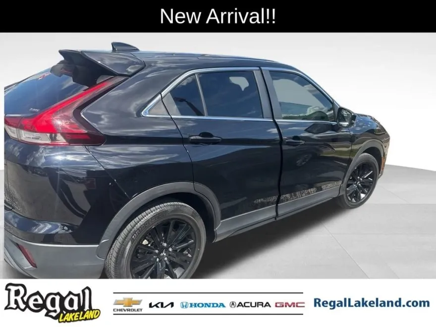 2023 Mitsubishi Eclipse Cross LE Ralliart photo 1