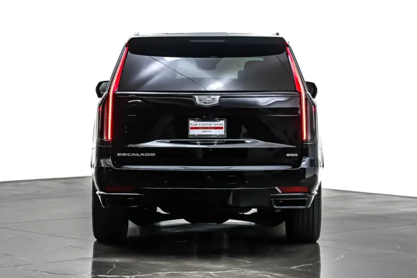 2021 Cadillac Escalade Sport Platinum photo 1