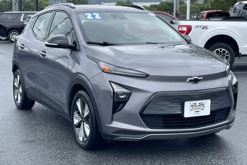 2022 Chevrolet Bolt EUV photo 1