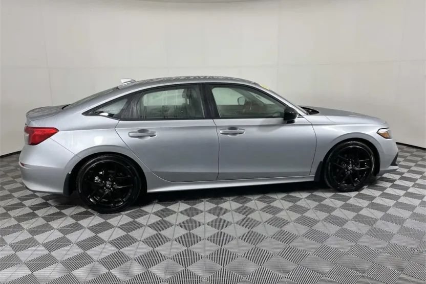 2024 Honda Civic Sport photo 1