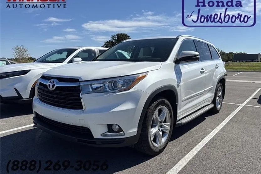 2016 Toyota Highlander Limited photo 1