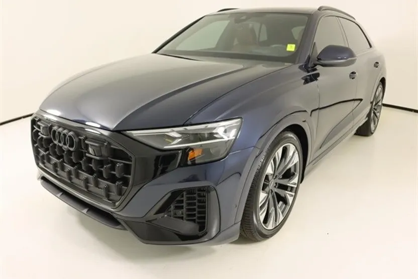 2025 Audi Q8 55 Prestige photo 1