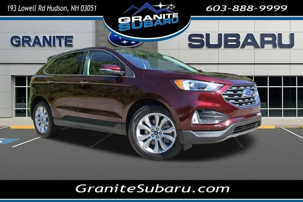 2022 Ford Edge Titanium photo 1