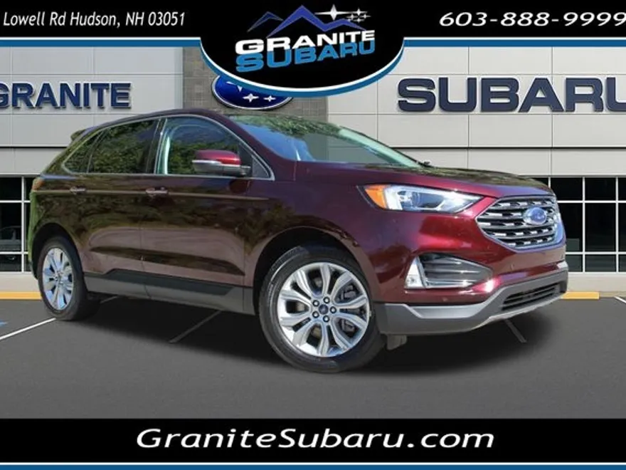 2022 Ford Edge Titanium photo 1