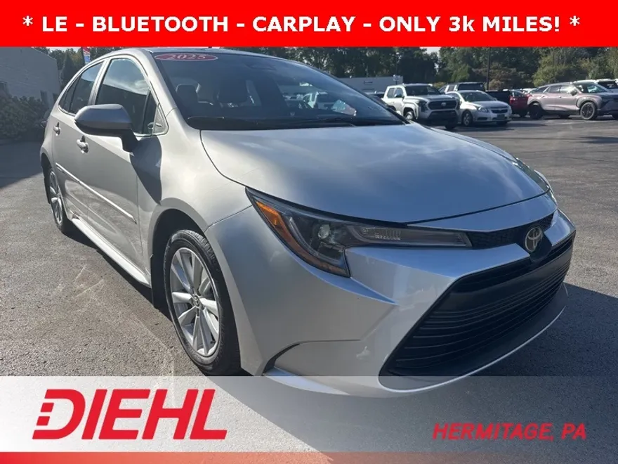2025 Toyota Corolla LE photo 1