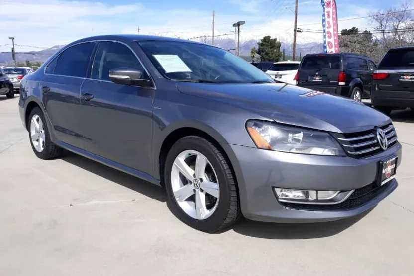 2015 Volkswagen Passat Limited photo 1