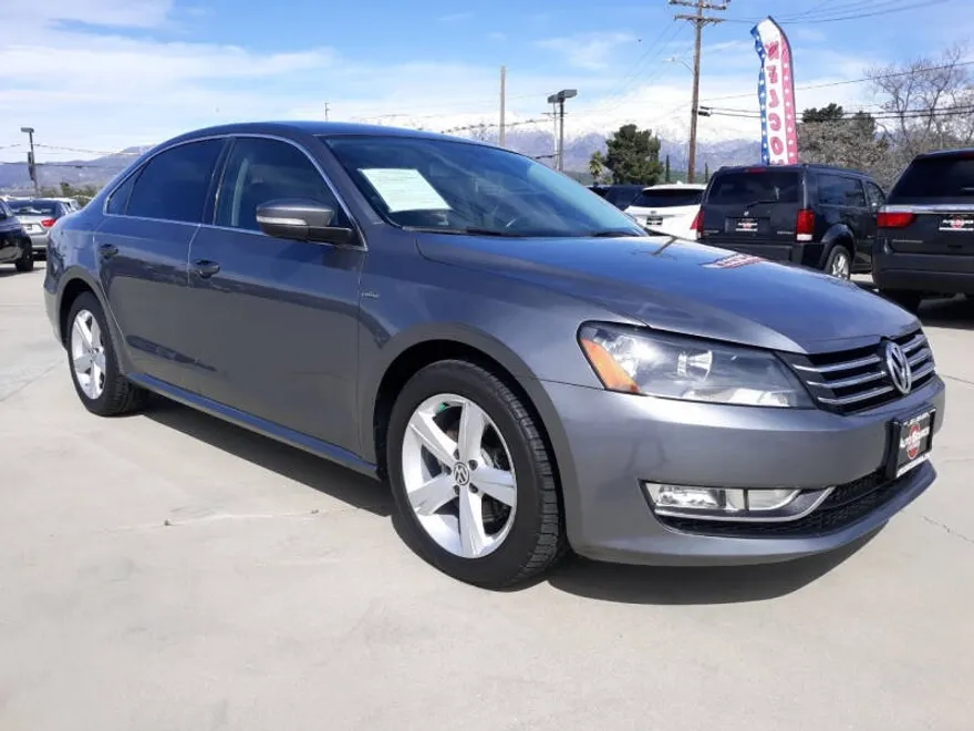 2015 Volkswagen Passat Limited photo 1