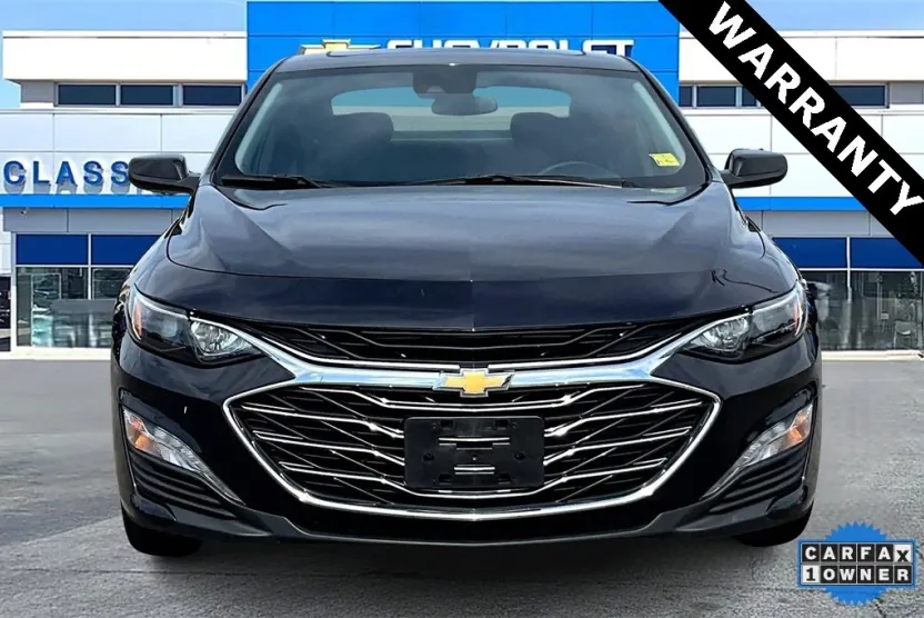 2023 Chevrolet Malibu 1LT photo 1