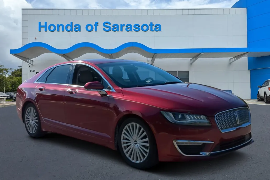 2017 Lincoln MKZ Hybrid Reserve photo 1