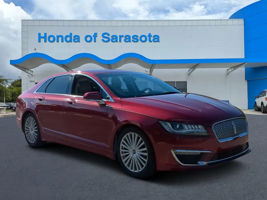 2017 Lincoln MKZ Hybrid Reserve photo 1