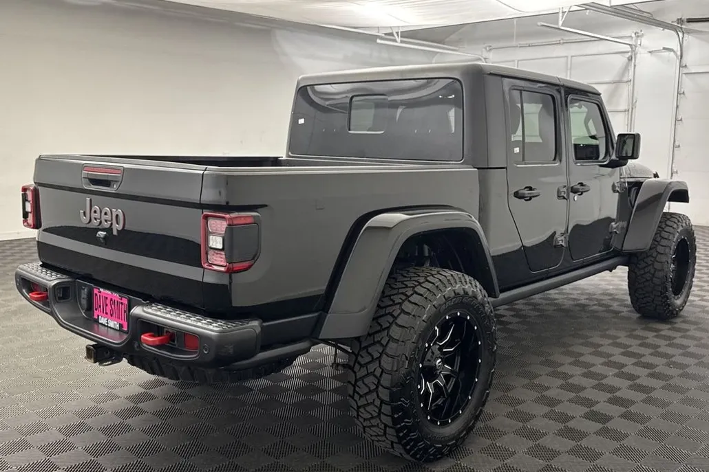 2020 Jeep Gladiator Rubicon photo 1