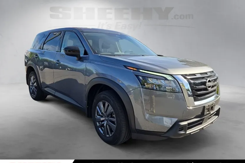 2024 Nissan Pathfinder S photo 1
