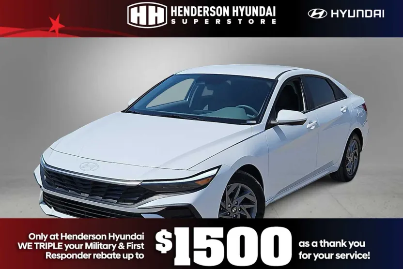 2024 Hyundai Elantra SEL photo 1