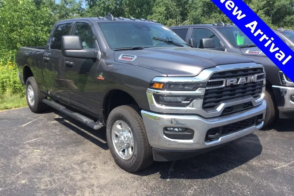 2025 Ram 3500 Tradesman photo 1