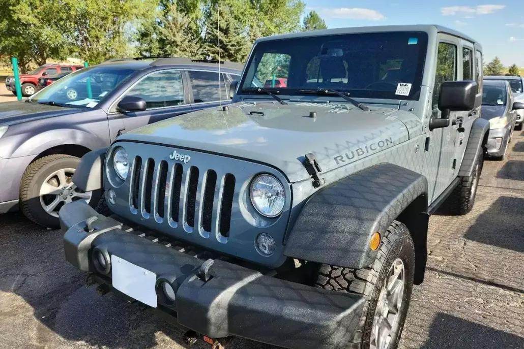 2015 Jeep Wrangler Unlimited Rubicon photo 1