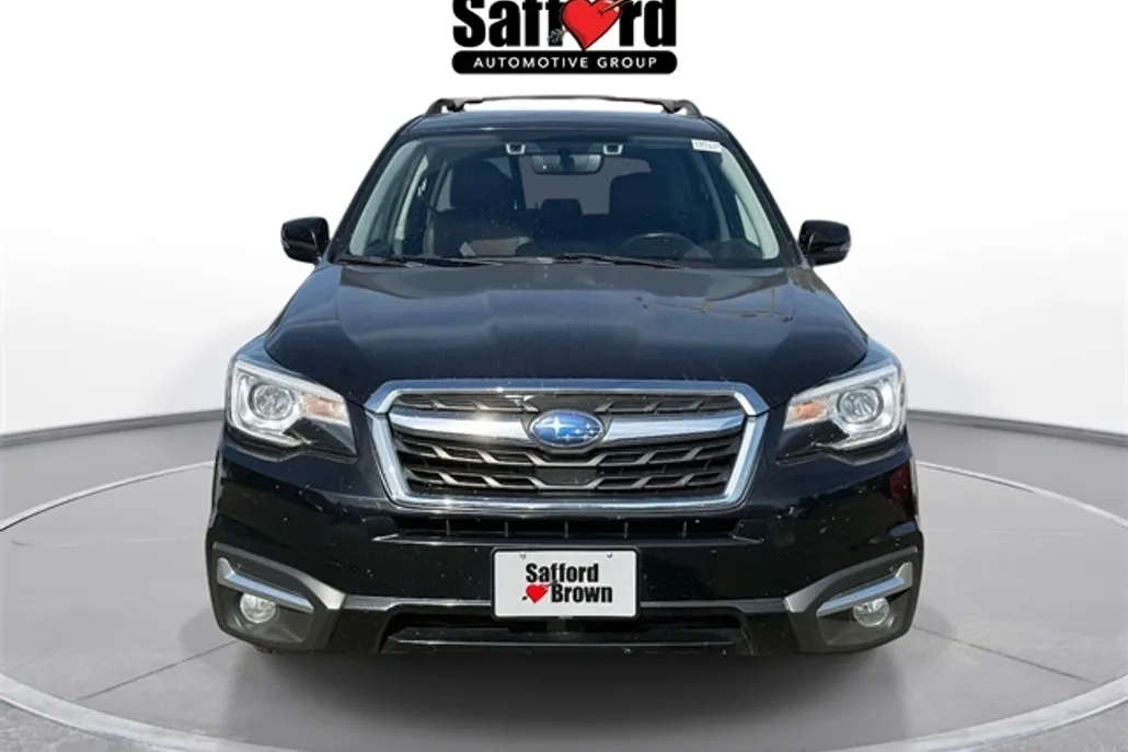 2017 Subaru Forester 2.5i Touring photo 1