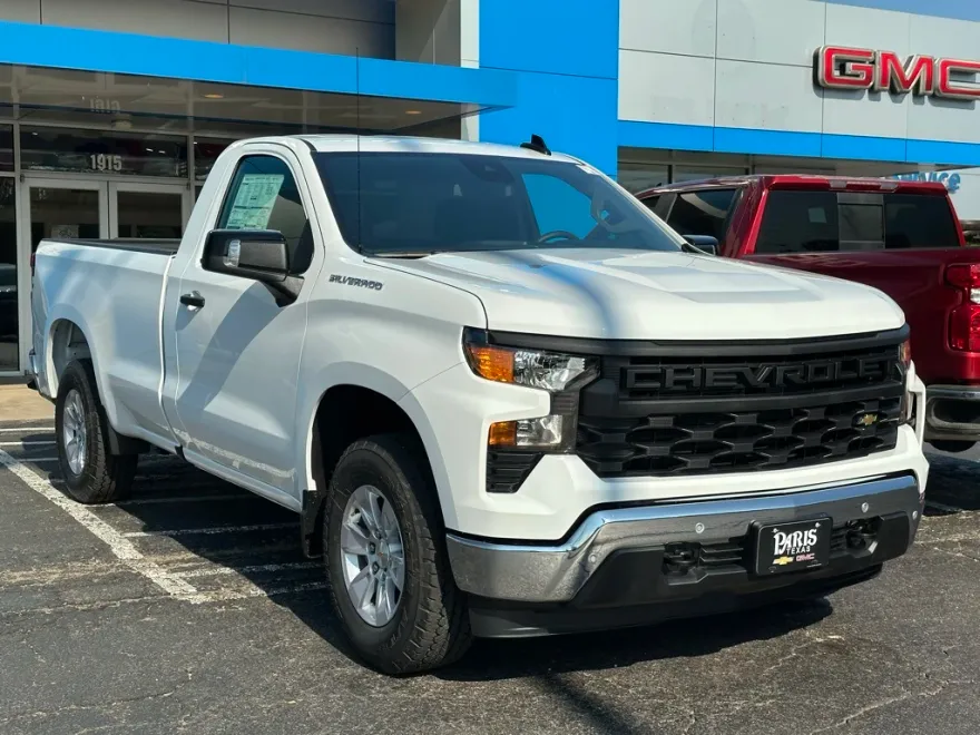 2026 Chevrolet Silverado 1500 photo 1