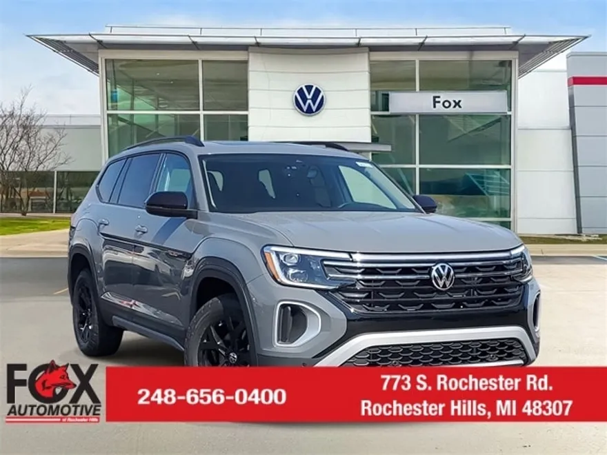 2025 Volkswagen Atlas Peak Edition SE photo 1