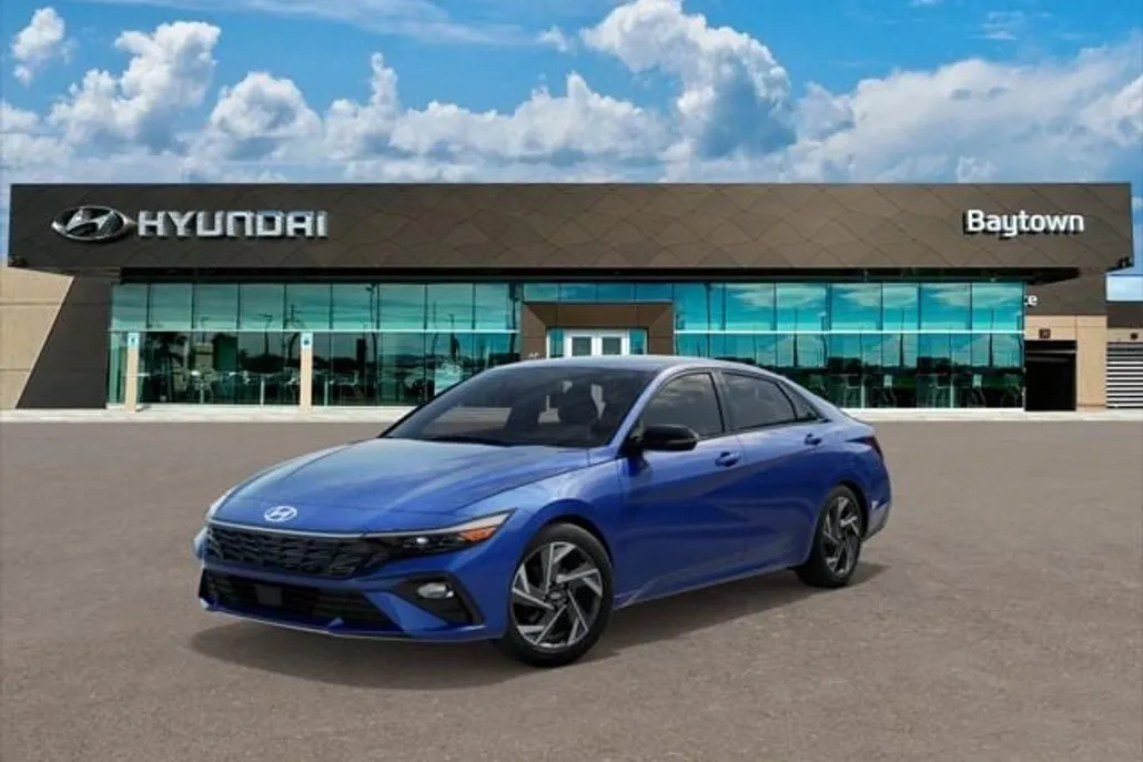 2025 Hyundai Elantra SEL Sport photo 1