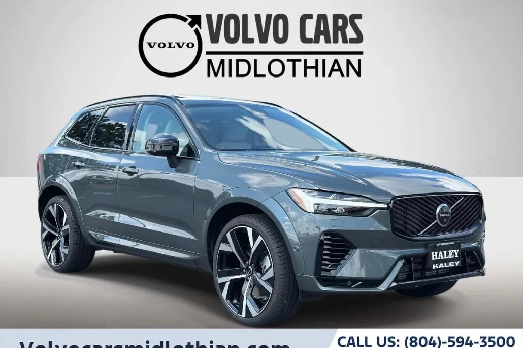 2026 Volvo XC60 Hybrid T8 photo 1