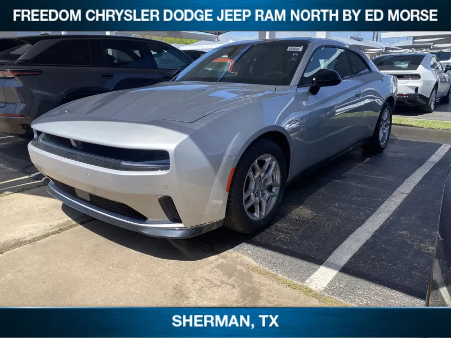 2025 Dodge Charger Daytona R/T AWD photo 1