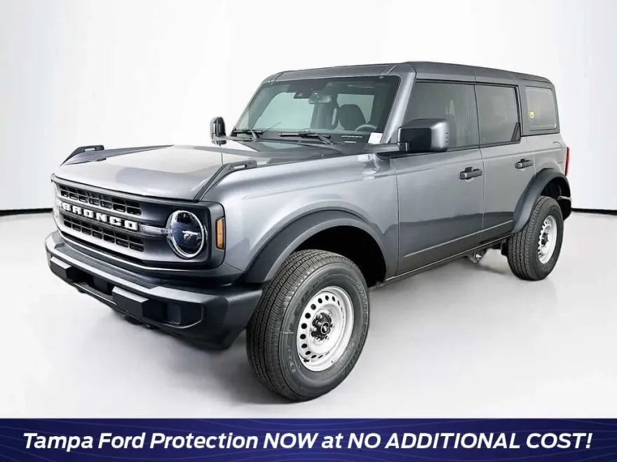 2025 Ford Bronco Base photo 1