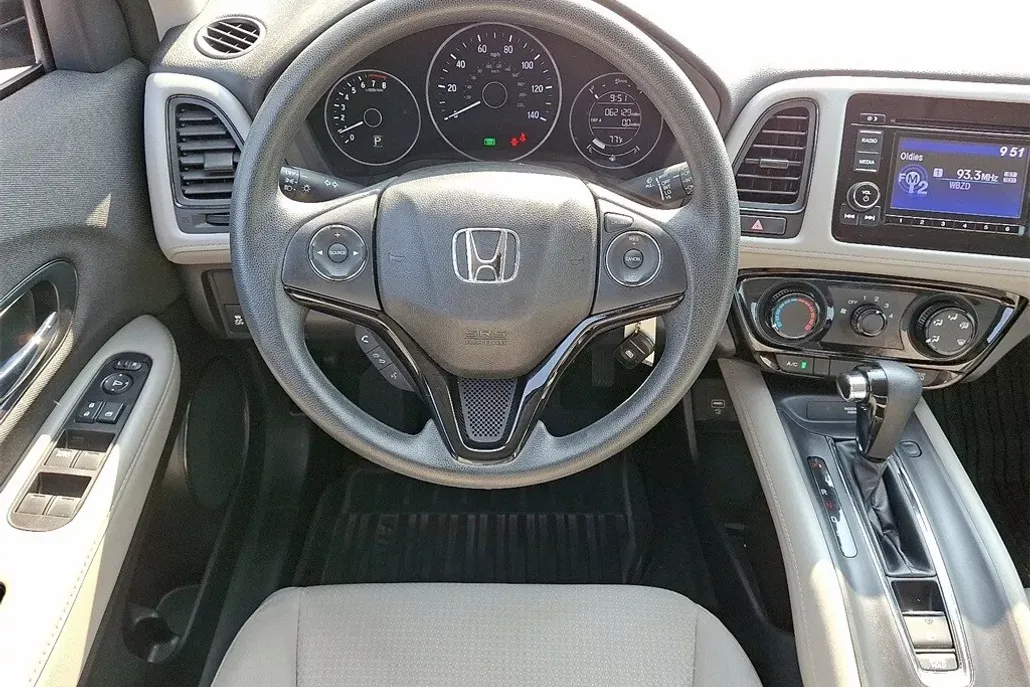 2022 Honda HR-V LX photo 1