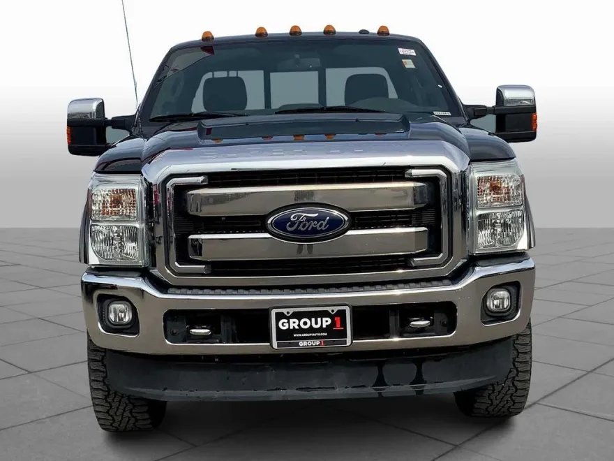 2015 Ford F-350 Lariat photo 1