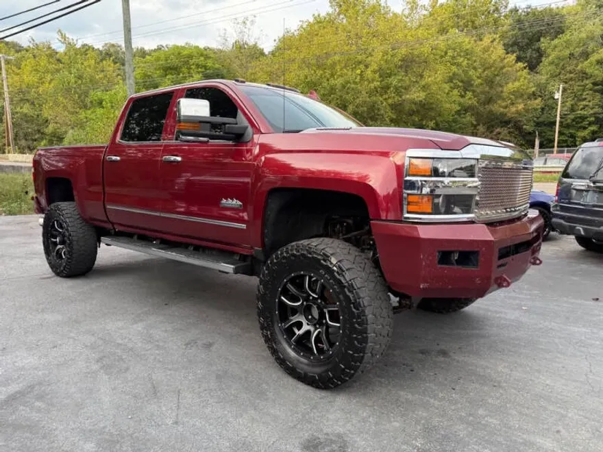 2015 Chevrolet Silverado 2500HD High Country photo 1