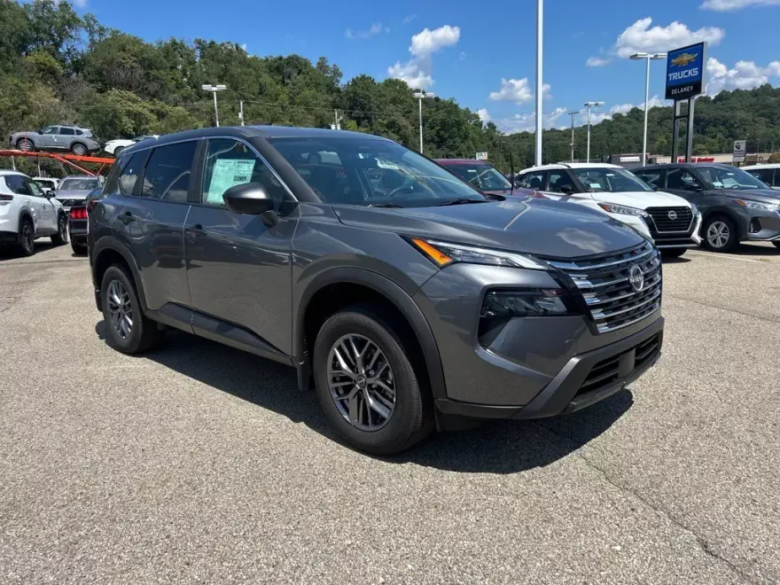 2026 Nissan Rogue S photo 1