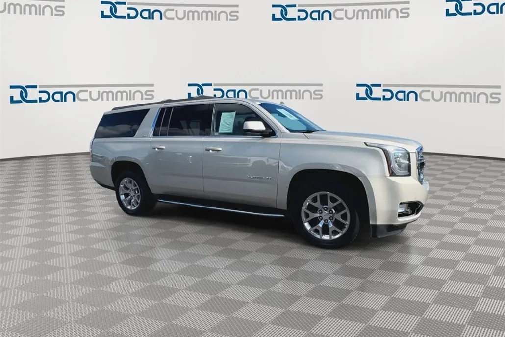 2017 Gmc Yukon XL SLT photo 1
