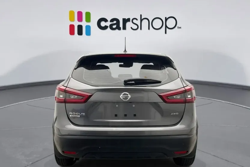 2022 Nissan Rogue Sport S photo 1