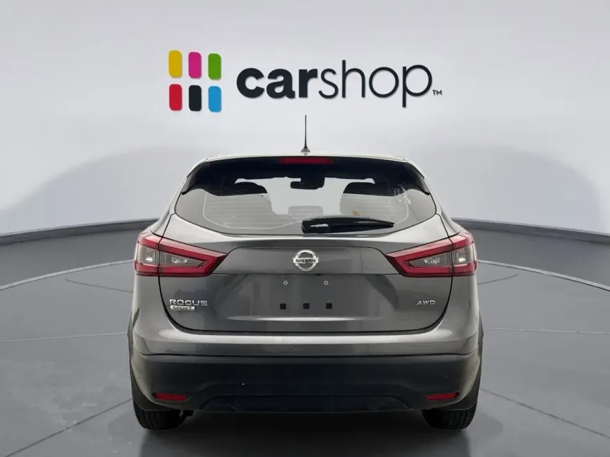 2022 Nissan Rogue Sport S photo 1