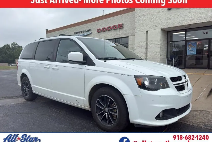 2019 Dodge Grand Caravan GT photo 1