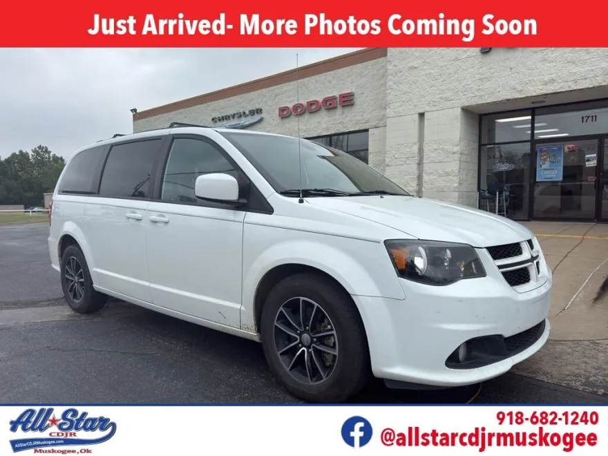 2019 Dodge Grand Caravan GT photo 1