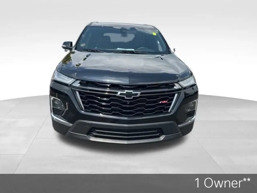 2023 Chevrolet Traverse RS photo 1