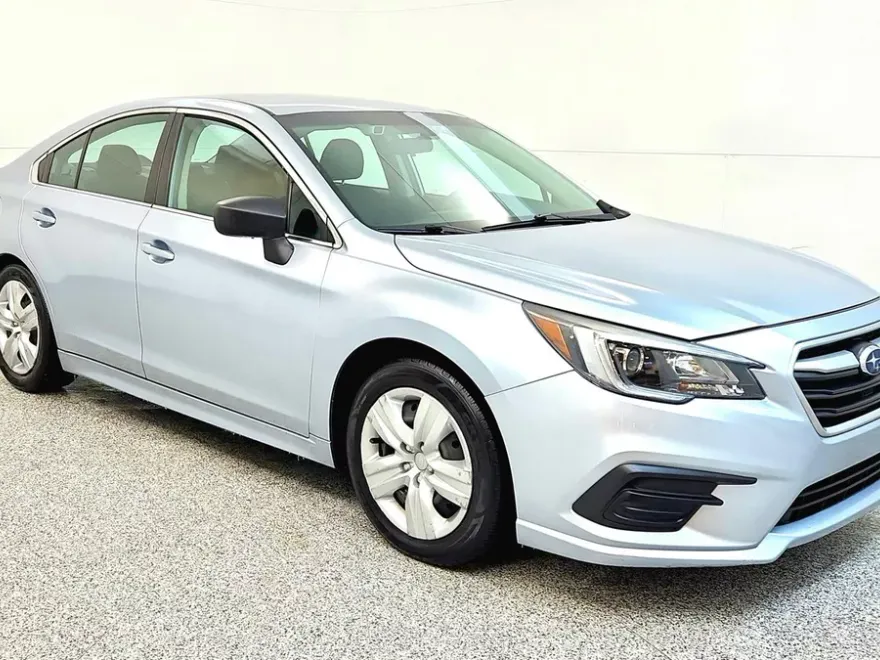 2019 Subaru Legacy 3.6R Limited photo 1