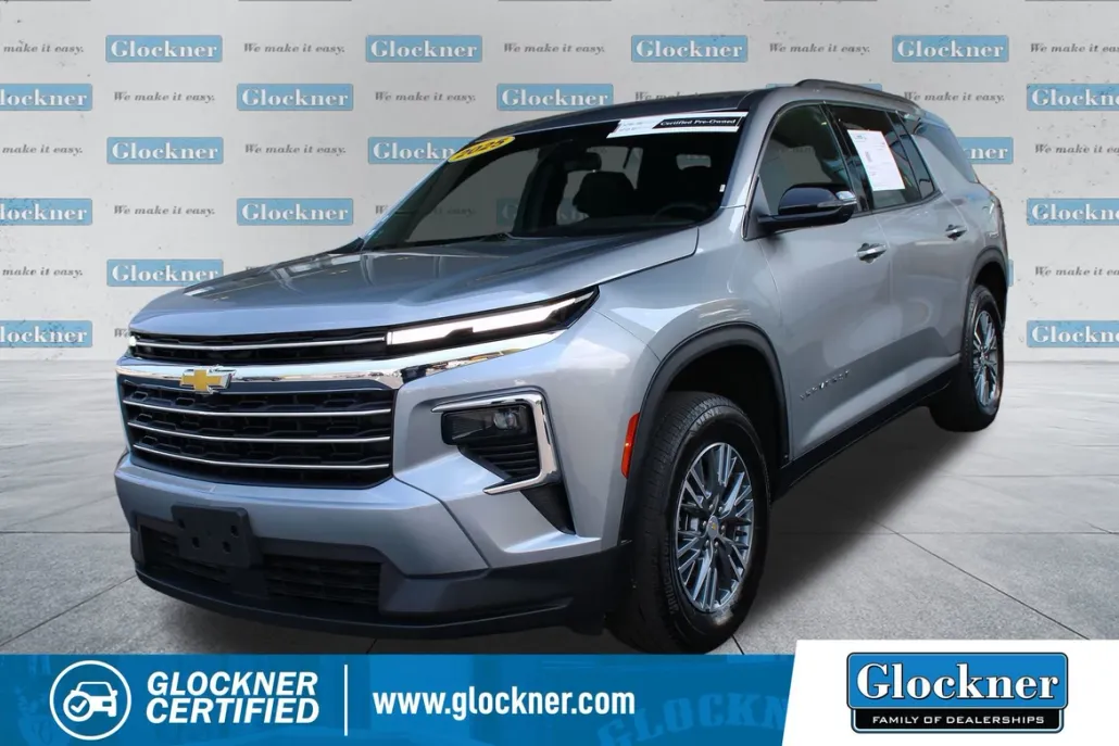 2025 Chevrolet Traverse photo 1