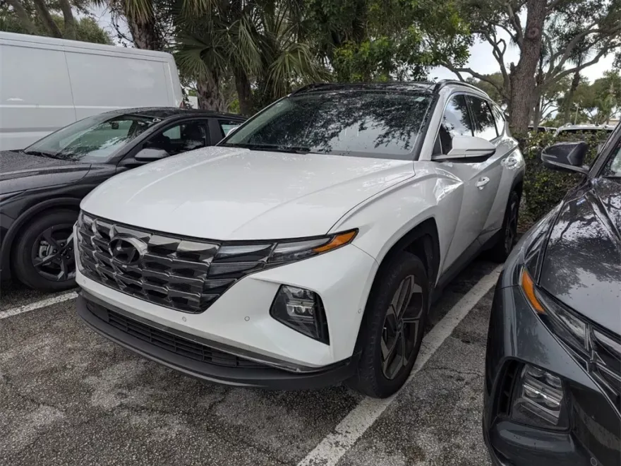 2023 Hyundai Tucson Limited photo 1