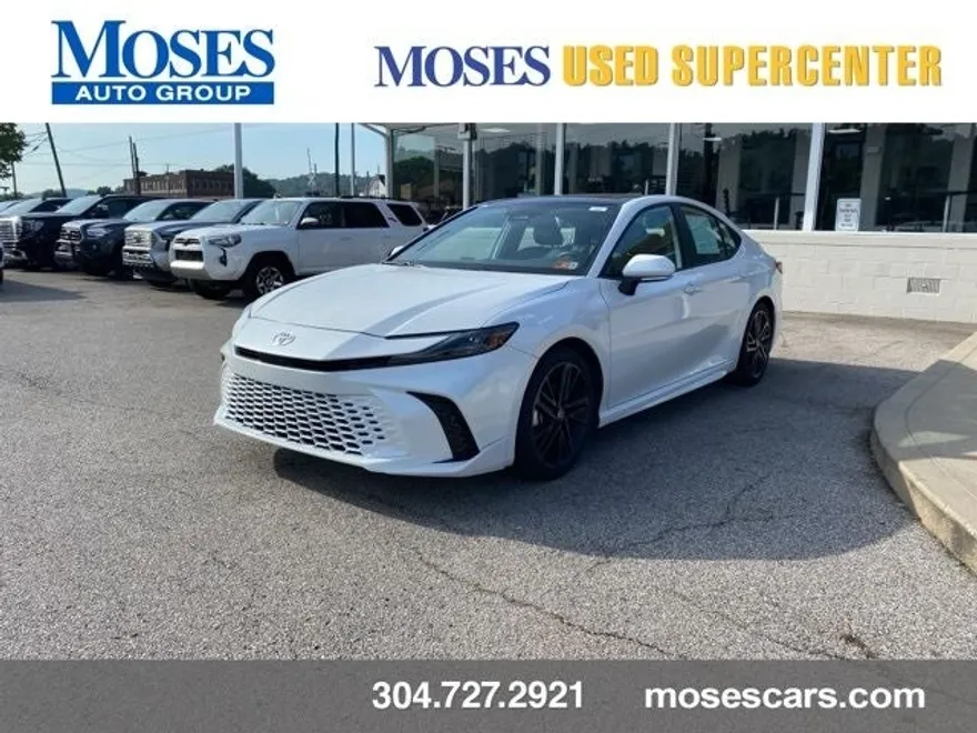 2025 Toyota Camry XSE photo 1