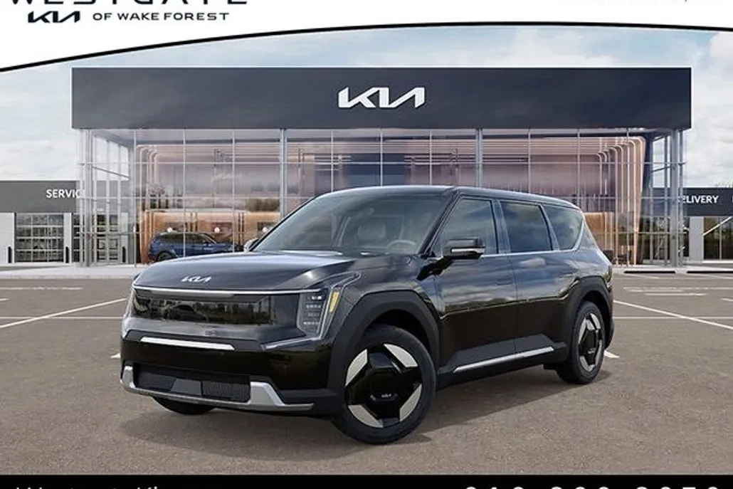 2026 Kia EV9 Light Long Range photo 1