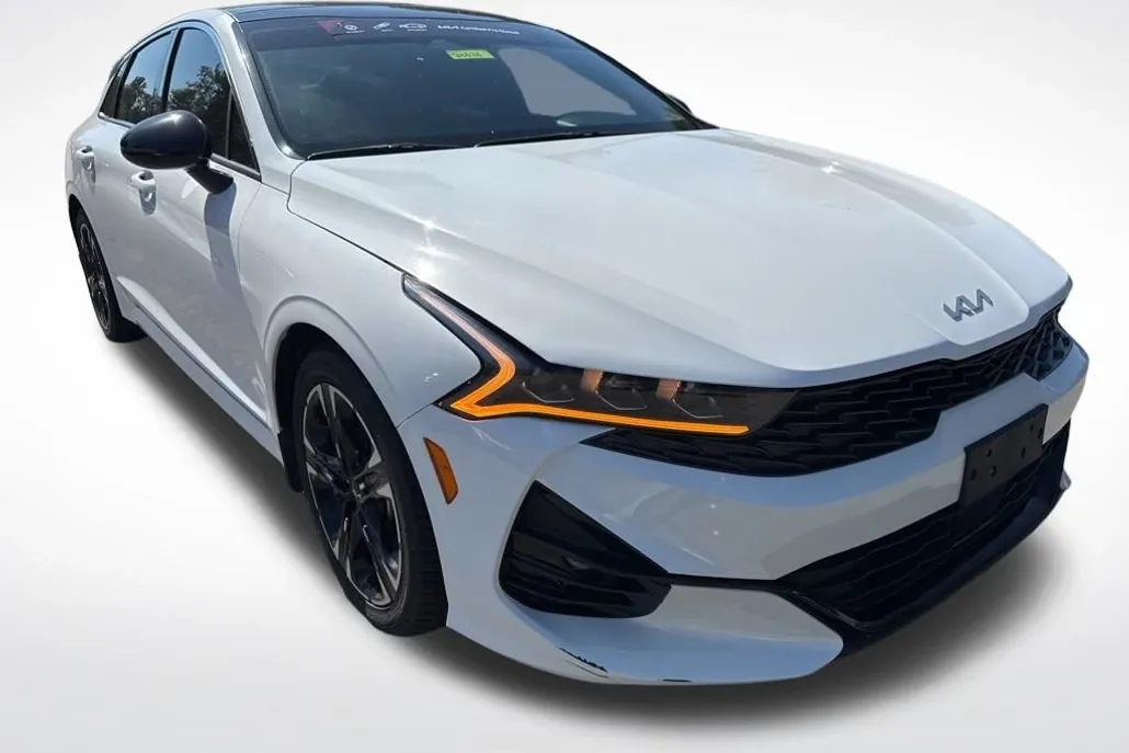 2023 Kia K5 GT-Line photo 1