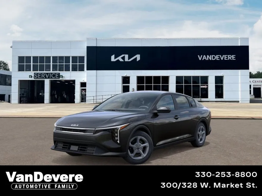 2025 Kia K4 LX photo 1