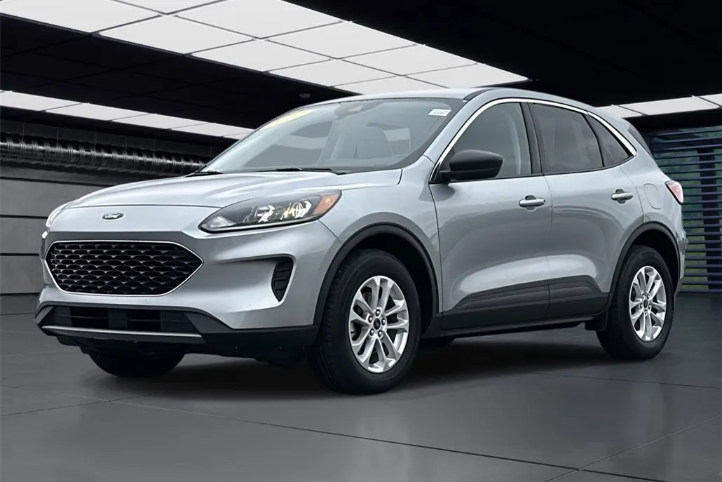 2022 Ford Escape SE photo 1