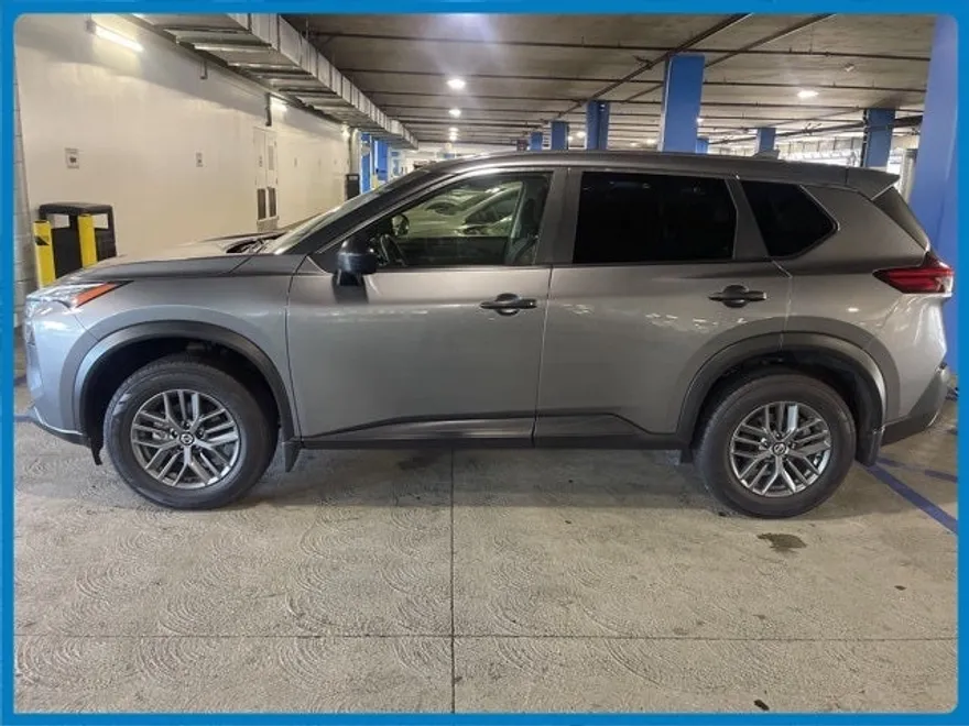 2021 Nissan Rogue S photo 1