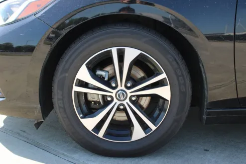 2022 Nissan Sentra SV photo 2